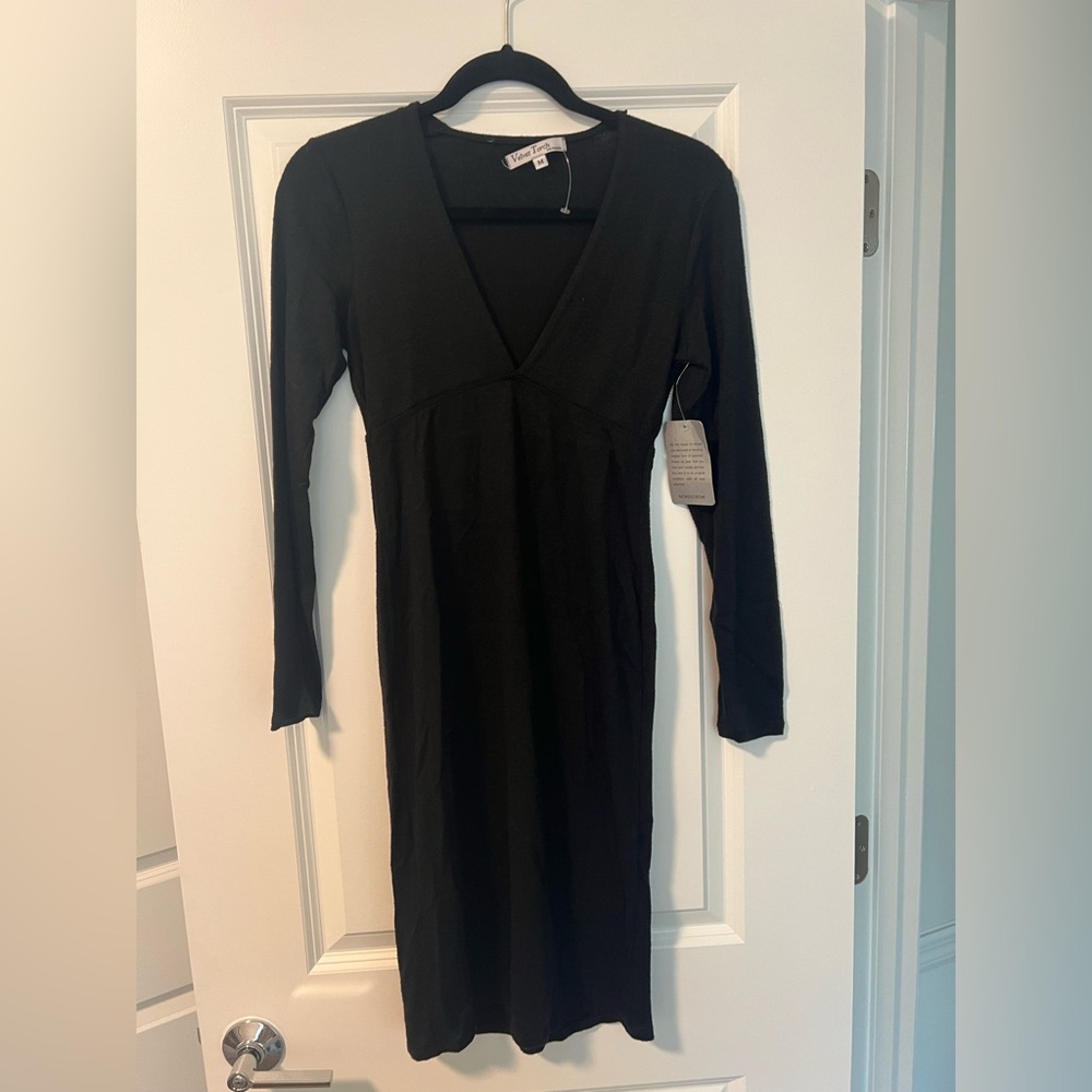 Velvet Torch Cozy Knit Long Sleeve Black Dress NWT Size M